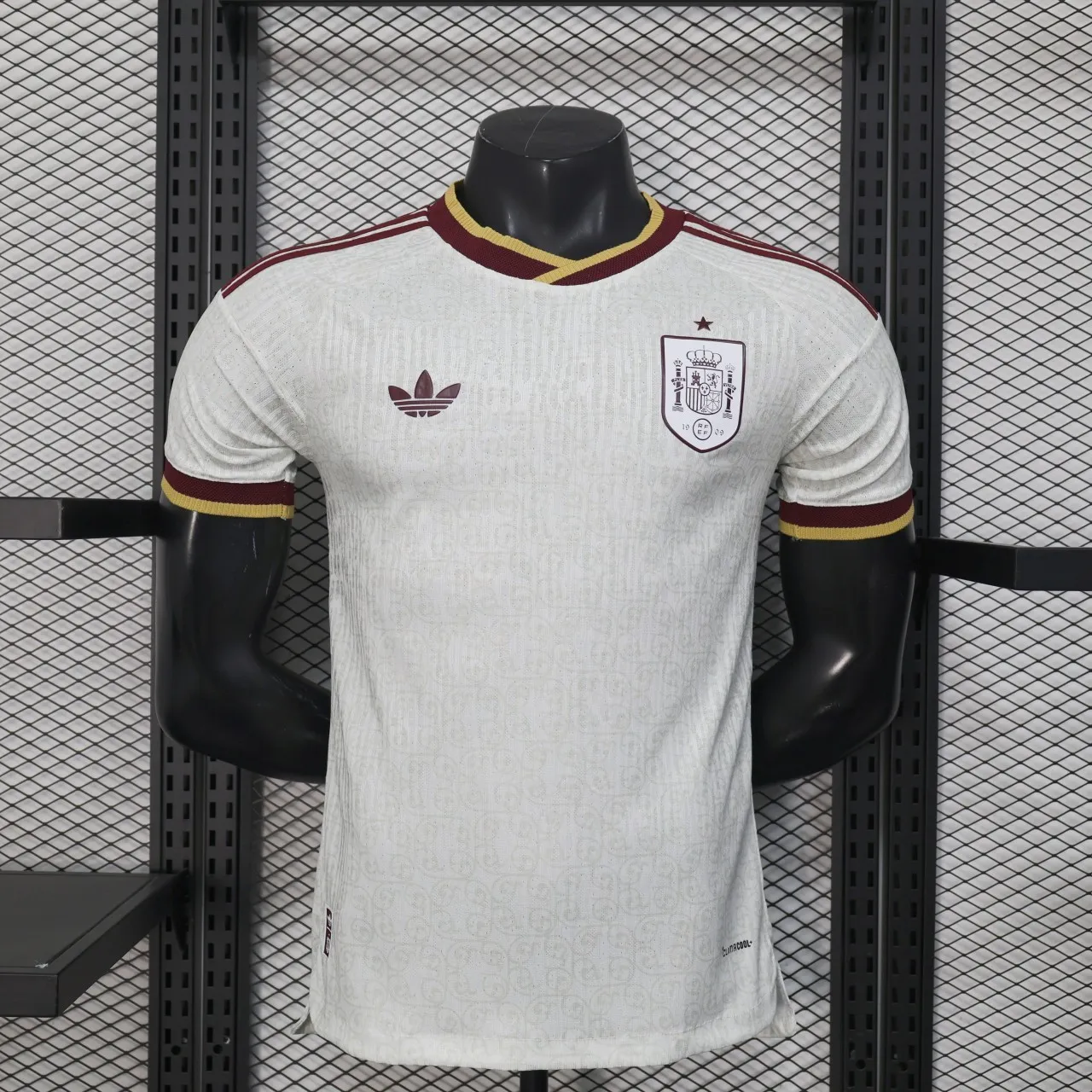 Player version Spain 2026 Away Kit