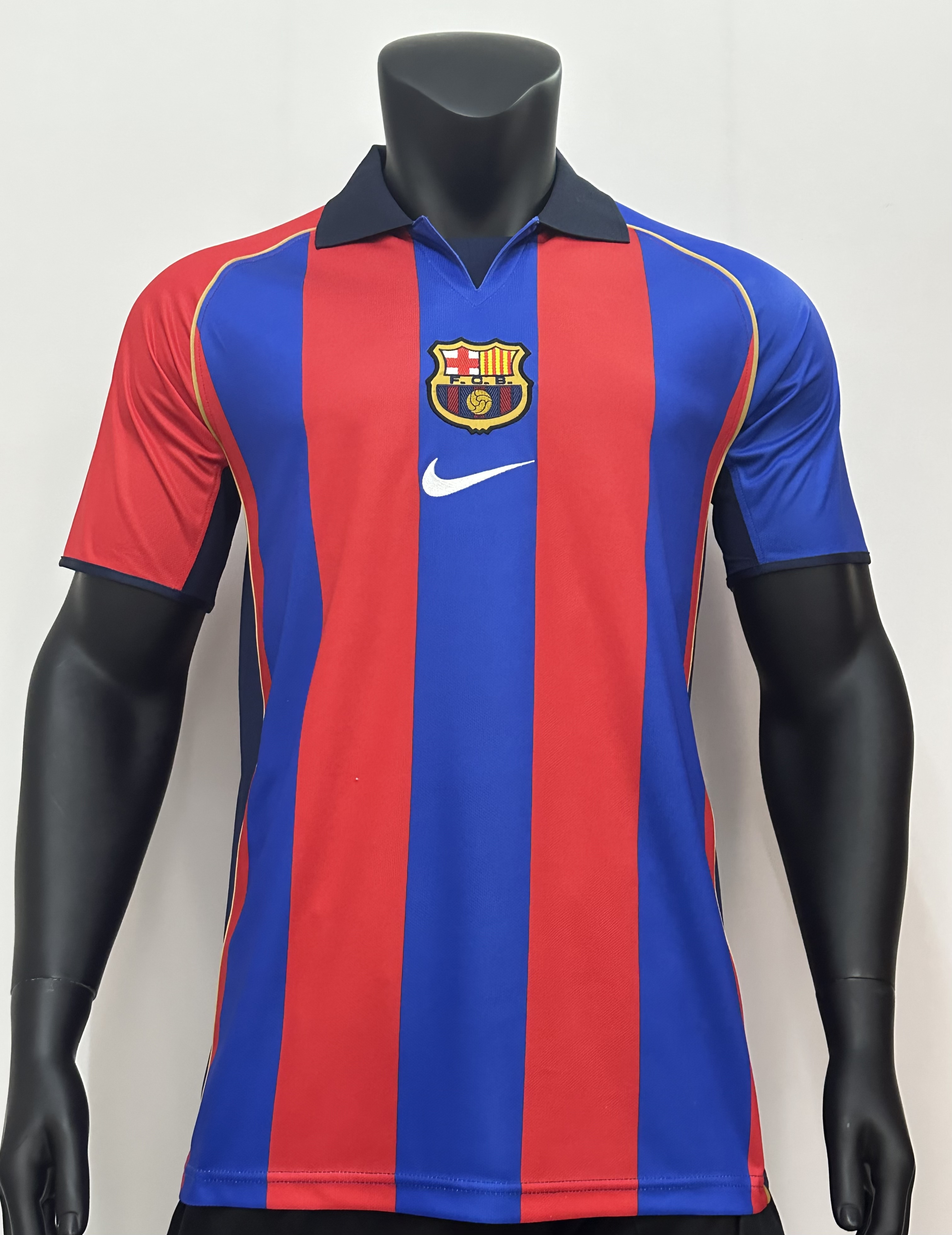 01-02Retro Barcelona home 1:1 Thai Quality